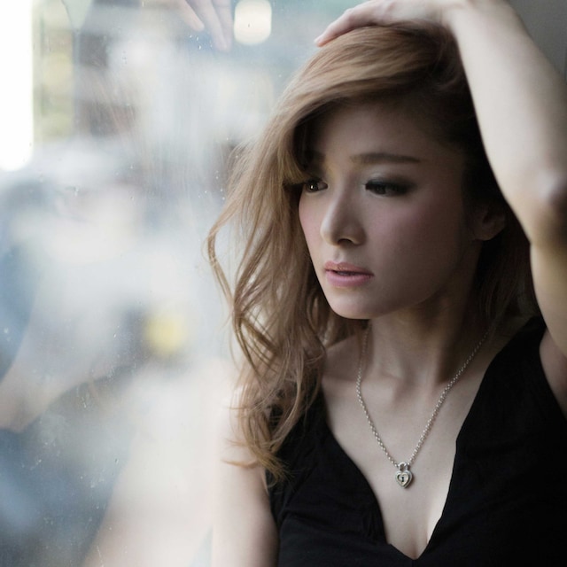 高木里代子「in WINTER！ 高木里代子」配信ジャケット