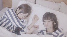 乃木坂46「あらかじめ語られるロマンス」ミュージックビデオのワンシーン。