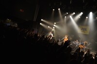 NECOKICKS「世界征服ツアー」東京・TSUTAYA O-WEST公演の様子。（提供元：FIVE RAT RECORDS）