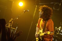 TAKUMI（G, Vo）（提供元：FIVE RAT RECORDS）