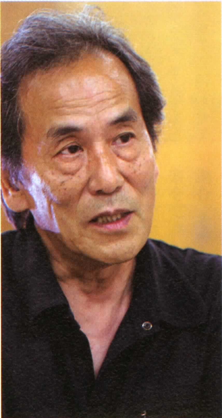 岡本おさみ