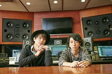 左から柿原徹也、タカハシヨウ。