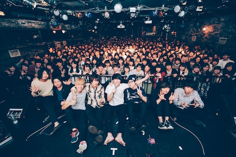 「She'll be fine -chapter.6-」東京・下北沢GARDEN公演の様子。