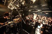 THE MUSMUS「THE MUSMUS ONE MAN LIVE」東京・TSUTAYA O-Crest公演の様子。（Photo by shingo tamai）