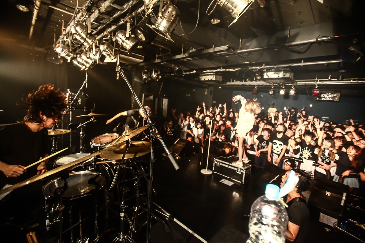 THE MUSMUS「THE MUSMUS ONE MAN LIVE」東京・TSUTAYA O-Crest公演の様子。（Photo by shingo tamai）