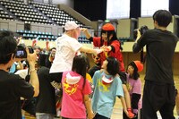 「転がれ!!」ミュージックビデオ撮影の様子。