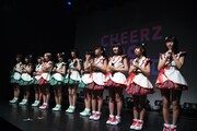名古屋 CLEAR'S、川越CLEAR'Sによるライブの様子。