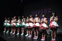 名古屋 CLEAR'S、川越CLEAR'Sによるライブの様子。