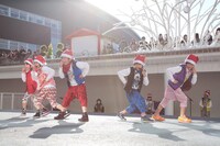 「反抗期アバンチュール」を披露するスタメンKiDS。（撮影：角田勇太）