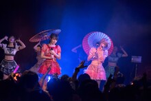 妄想キャリブレーションによるライブの様子。