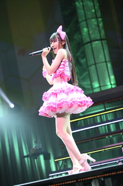 小倉唯「HAPPY JAM」の様子。（写真提供：キングレコード）