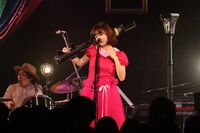 「吉澤嘉代子 秘密ツアー ～8都市をめぐる秘密公演～」東京公演の様子。（撮影：森久）