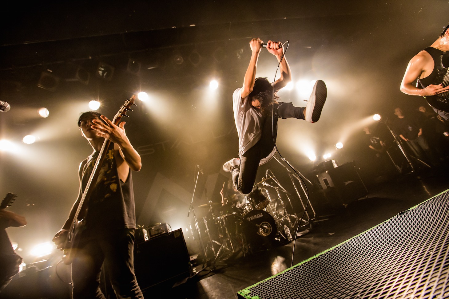 Crystal Lake「THE SIGN TOUR」東京・LIQUIDROOM公演の様子。（Photo by Takashi "TAKA” Konuma）