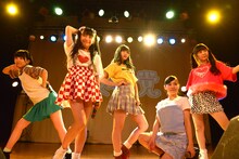 「乙女新党ワンマンライブツアー2015～ツチノコ探して東名阪▽～ supported by SPINNS」大阪公演の様子。