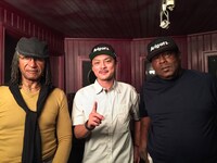 SPICY CHOCOLATEとSLY & ROBBIE。