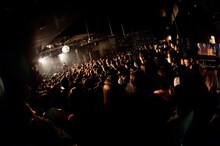 雨のパレード自主企画「呼応する表象」の様子。（撮影：小川愛晃）