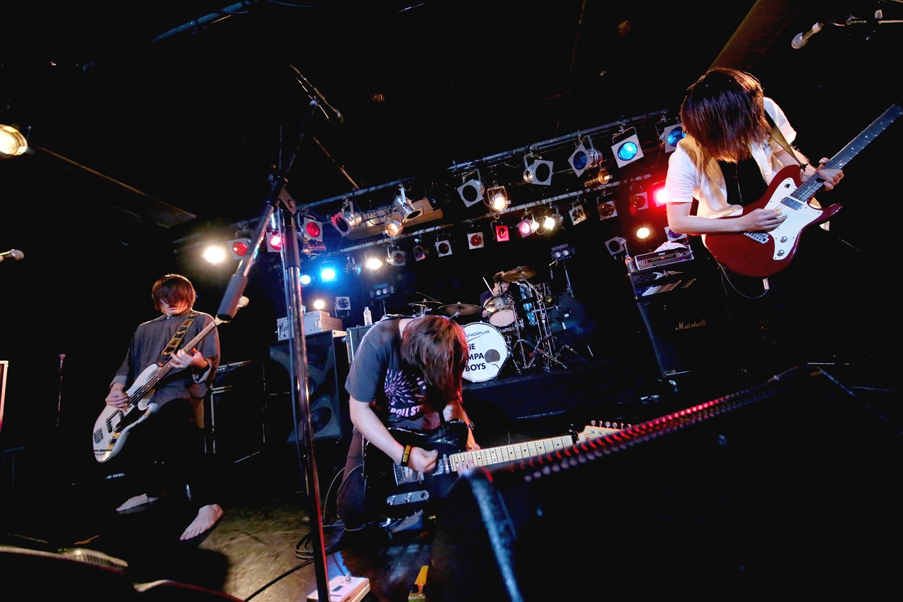 THE NAMPA BOYS「NAMPAの年末大感謝ワンマン！～10周年直前SP～」東京・TSUTAYA O-Crest公演の様子。（撮影：後藤壮太郎）