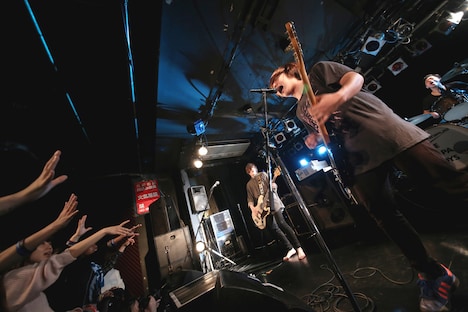 THE NAMPA BOYS「NAMPAの年末大感謝ワンマン！～10周年直前SP～」東京・TSUTAYA O-Crest公演の様子。（撮影：後藤壮太郎）