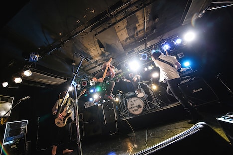 THE NAMPA BOYS「NAMPAの年末大感謝ワンマン！～10周年直前SP～」東京・TSUTAYA O-Crest公演の様子。（撮影：後藤壮太郎）