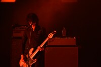 磯部寛之（B, Cho）（Photo by Yuki Kawamoto）