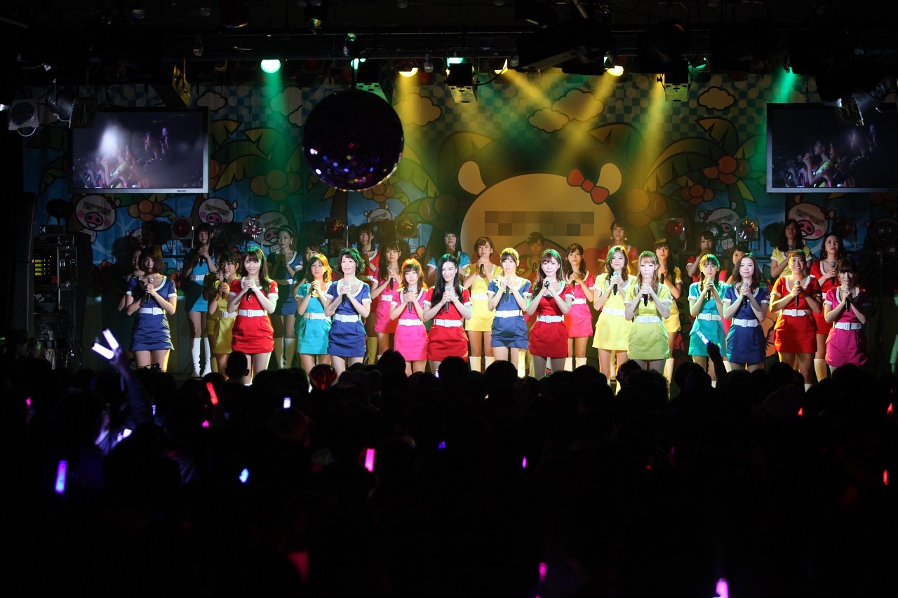 「Tokyo Sexy Dynamite 2015～初恋～」の様子。(c)EBISU MUSCATS PROJECT
