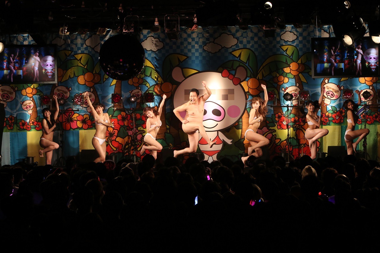 「Tokyo Sexy Dynamite 2015～初恋～」の様子。(c)EBISU MUSCATS PROJECT