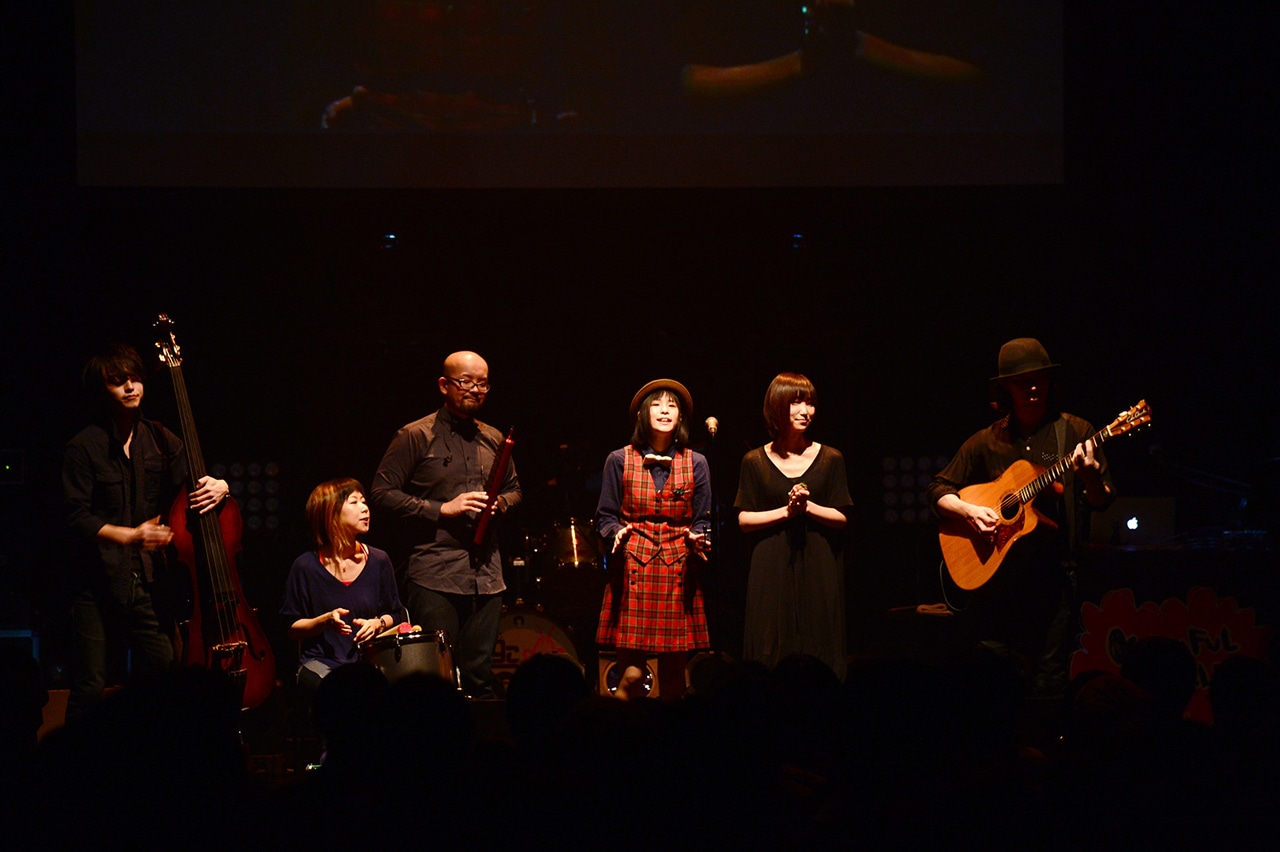 神田莉緒香「KANDAFUL WORLD vol.6 いつだってベスト！」赤坂BLITZ公演の様子。（写真提供：STROBE MUSIC）