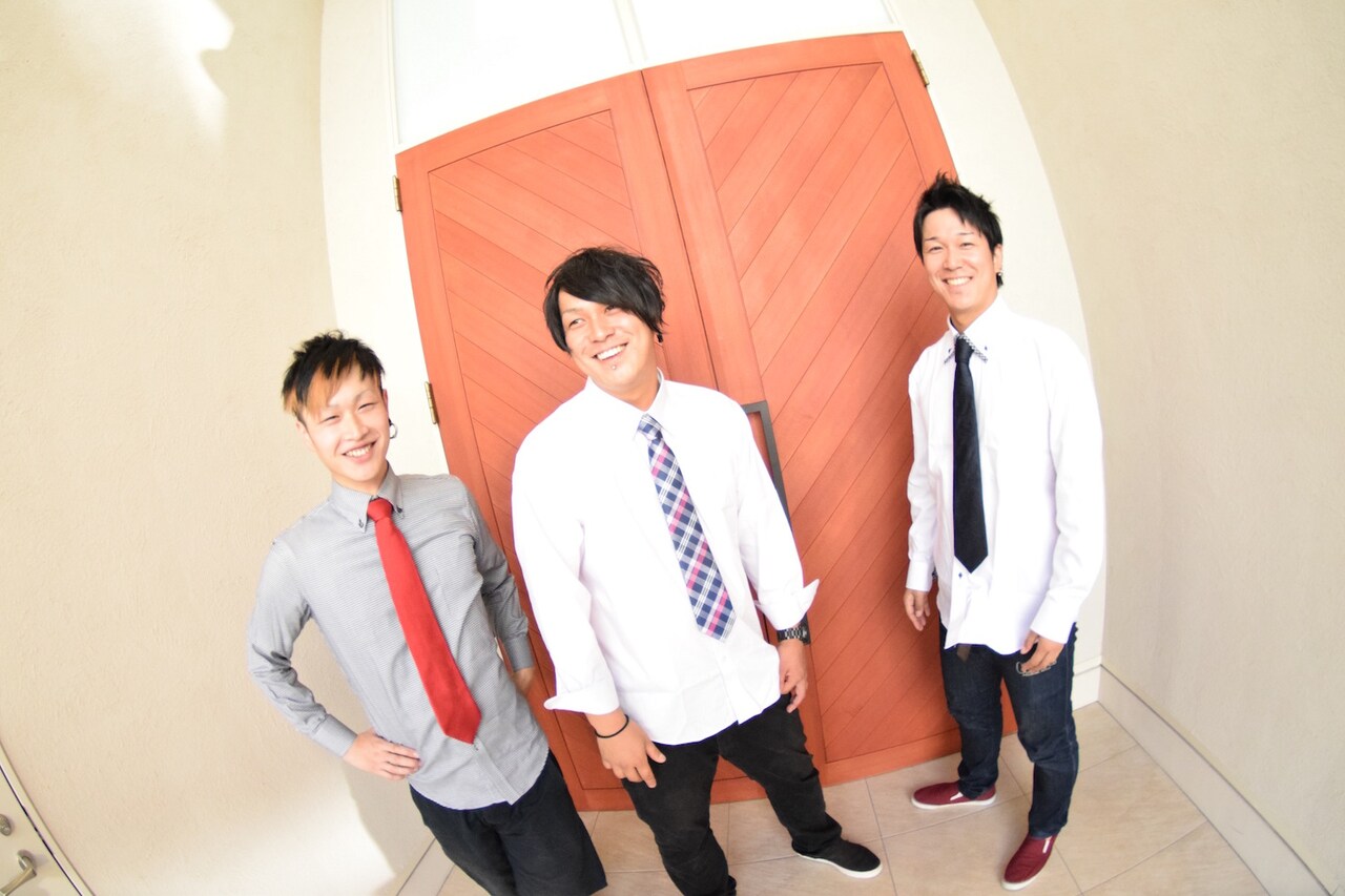 「DEAD POP FES」オープニングアクト務めたLOOKLIKEの1stシングル