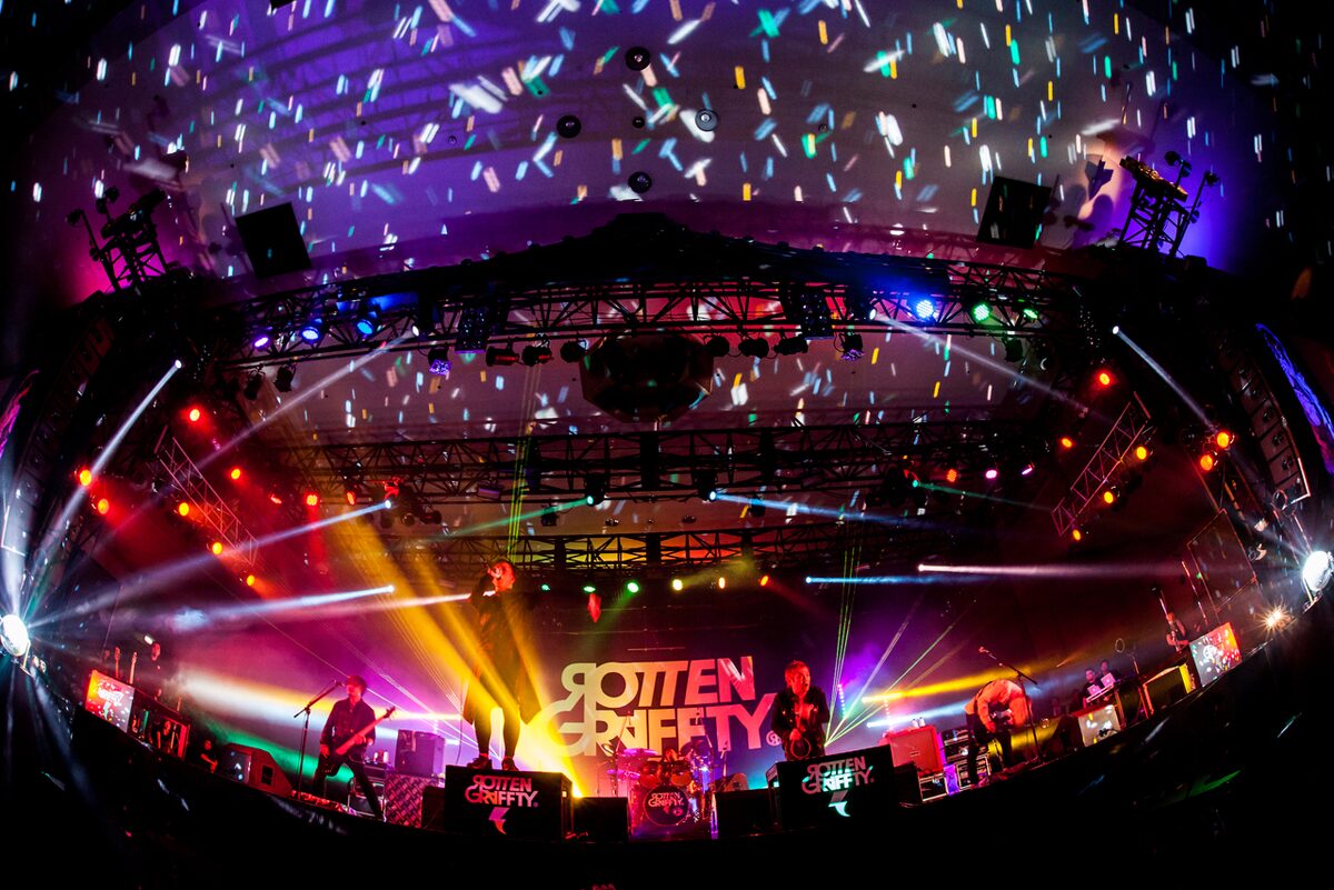 Rottengraffty主催 ポルノ超特急 16年間で出会った仲間たちと大団円 音楽ナタリー