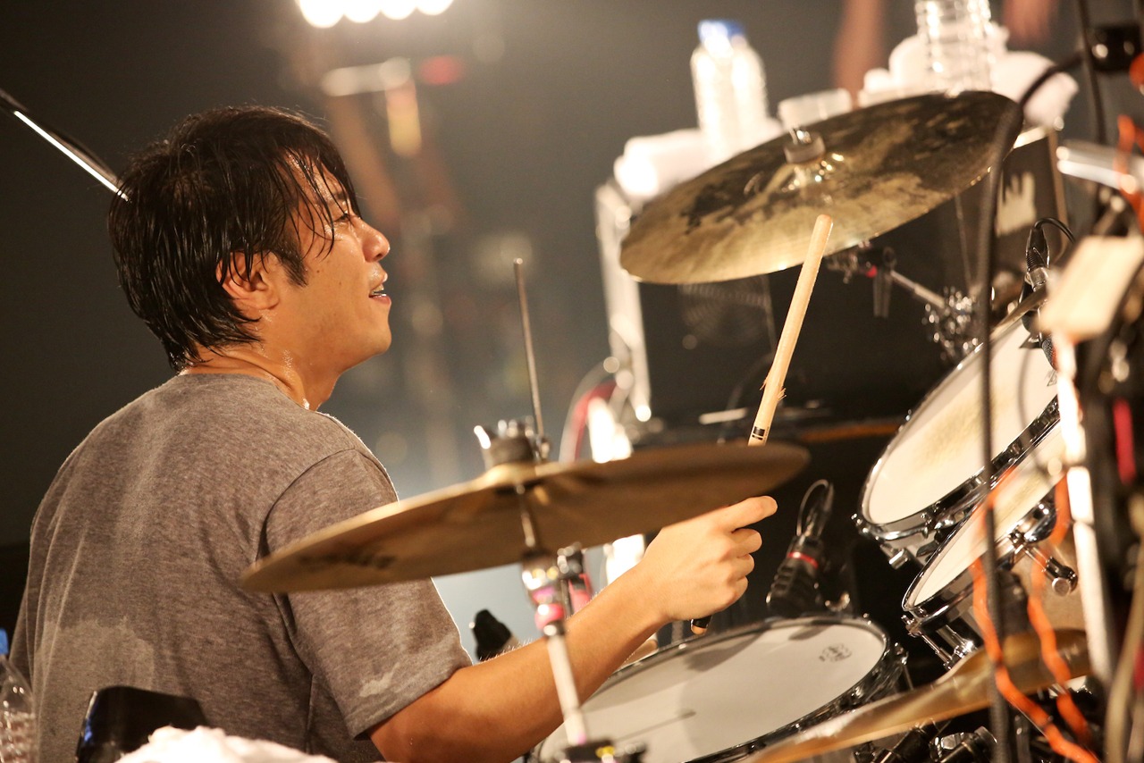 一瀬正和（Dr）（Photo by Viola Kam [V'z Twinkle]）