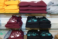 「LYRICAL SCHOOL OFFICIAL STORE」店内の様子。
