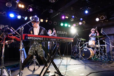 H ZETTRIO「Dancing!!! TOUR」北海道・札幌KRAPS HALL公演の様子。（Photo by q-ta）