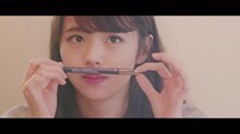 SHE'S「Un-science」MVのワンシーン。