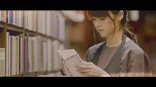 SHE'S「Un-science」MVのワンシーン。