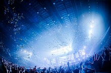 「SPYAIR ARENA TOUR 2015『DYNAMITE ～シングル全部ヤリマス～』」さいたま公演の様子。（撮影：田中聖太郎）