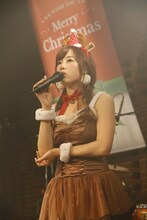 岡田万里奈（Vo）（写真提供：アップフロントエージェンシー）