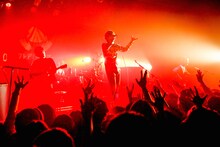 フレデリック「フレデリズムツアー2015」東京・LIQUIDROOM公演の様子。（撮影：上飯坂一）