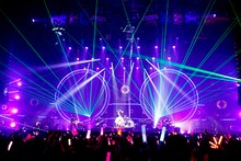 LiSA「LiVE is Smile Always～メガスピーカー～」の様子。（Photo by hajime kamiiisaka）