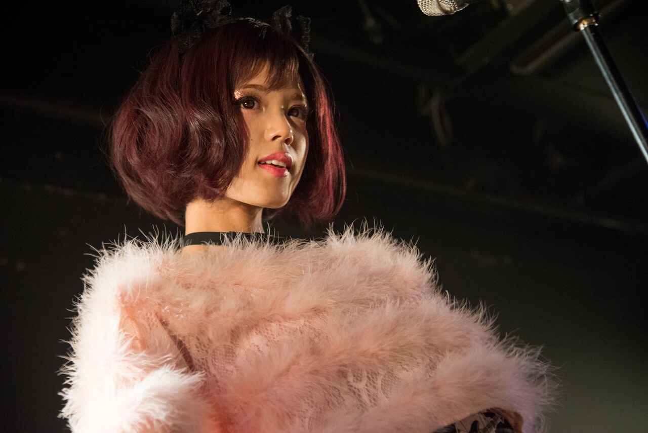 「1人ぼっち救済イベントへようこそ」ハナエ、Xmasライブで17曲熱唱