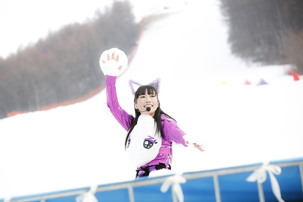 ももいろクローバーZ「ももいろクリスマス2015 ～Beautiful Survivors～」12月24日公演での高城れに。（Photo by HAJIME KAMIIISAKA+Z）