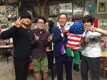 SAKANAMONとヴィンテージの武井俊祐。（写真提供：ビクターエンタテインメント）