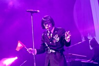 松永天馬（Vo）（撮影：名鹿祥史）