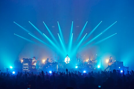 RADWIMPS「10th ANNIVERSARY LIVE TOUR FINAL RADWIMPSのはじまりはじまり」千葉・幕張メッセ国際展示場4~6ホール公演の様子。(撮影:植本一子)