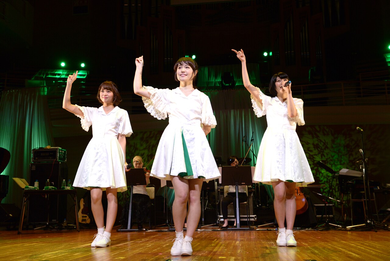 Negicco（写真は本日12月26日に開催された「NEGI祭 ～2015忘年会～ supported by サトウ食品」の様子）