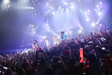 「ゆるめるモ！ YOU ARE THE WORLD TOUR FINAL」の様子。（撮影：後藤壮太郎）