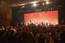 「チャラン・ポ・ランタンと崩壊バンド ツアー2015 "Shiwasu de Gowasu"」東京公演アンコールの様子。