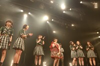 アンコールでの清 竜人25の夫人たちと上坂すみれ。