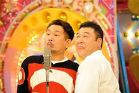 左より藤本敏史（FUJIWARA）、山崎弘也（アンタッチャブル）。 (c)テレビ朝日