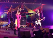 angela「ミュージック・ワンダー★大サーカス2015 ～10th Anniversary～」初日公演の様子。（写真提供：STARCHILD）