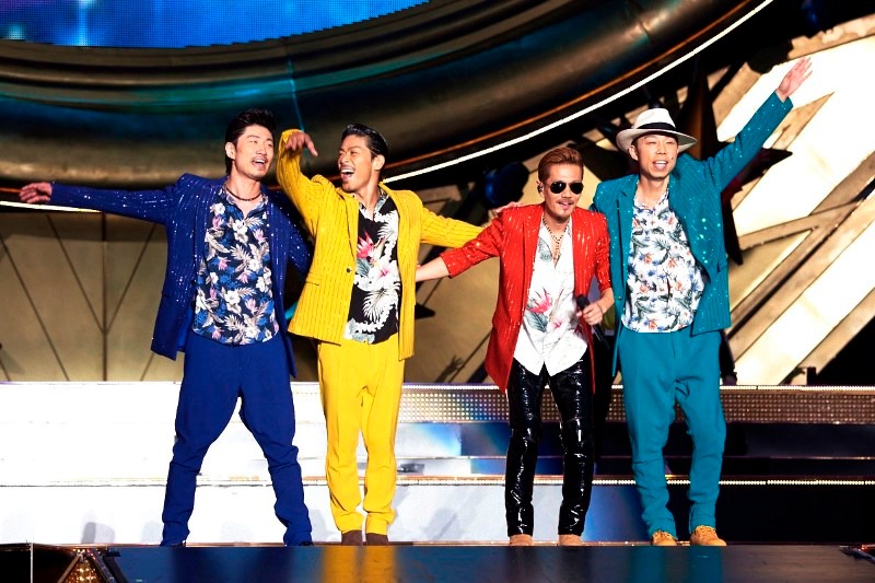左からEXILE MAKIDAI、松本利夫、EXILE ATSUSHI、EXILE USA。（写真提供：エイベックス・ミュージック・クリエイティヴ）